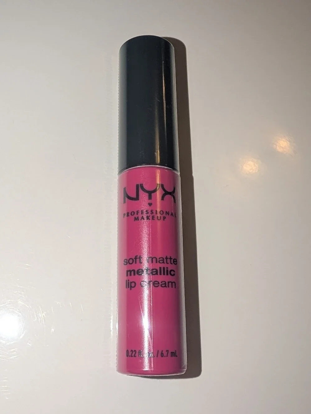 PARIS NYX Soft Matte Metallic Lip Cream - Pink